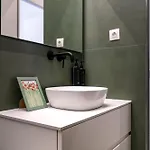 Apartment Cloud Nine - By 4travelers *