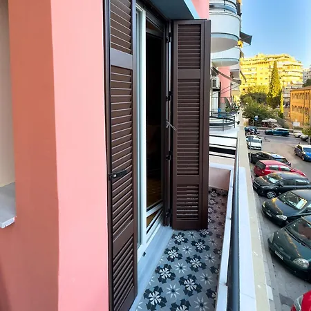 Cloud Nine - By 4travelers Tesalónica