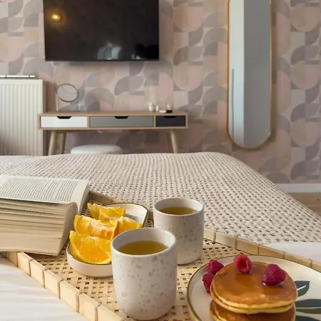 Cloud Nine - By 4travelers *